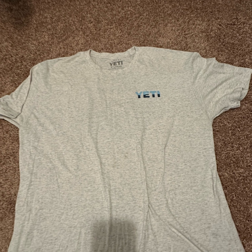 YETI Light Gray Short Sleeve Tee